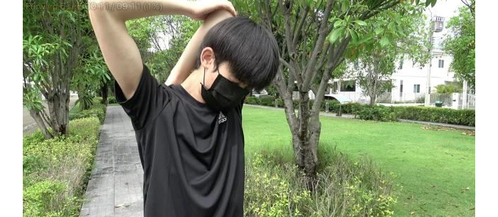 超帅体育生锻炼，自己撸射超嗨