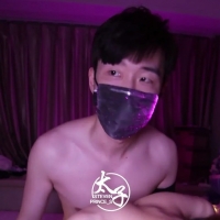 霸道太子 - 薄肌小帥 + 校服少年