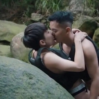 全见版 + | 湿湿小溪发泄